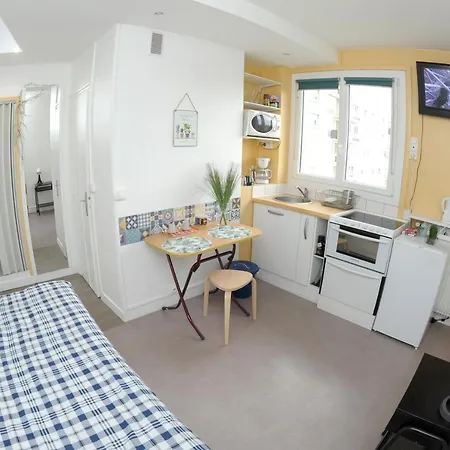 Studio Cosy Et Fonctionnel, Proche De Paris